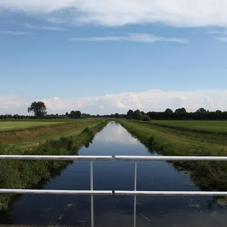 Vakantiehuis Appealing In Guelders Near Forest