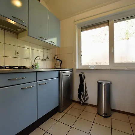 Semesterbostad In Near Forest Trails